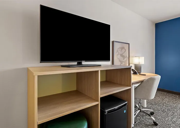 Inn & Suites Merrillville
