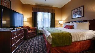 Hotel &
