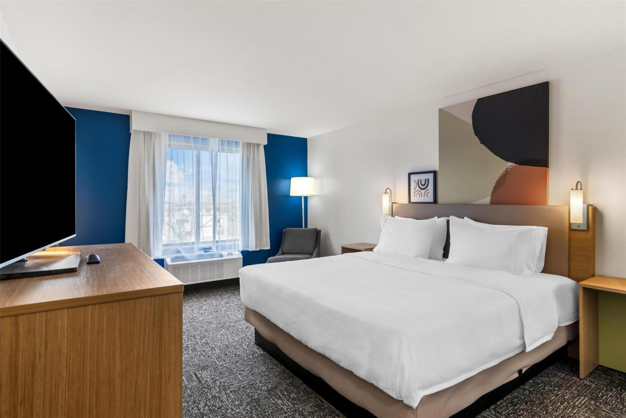 & Hotel 3*