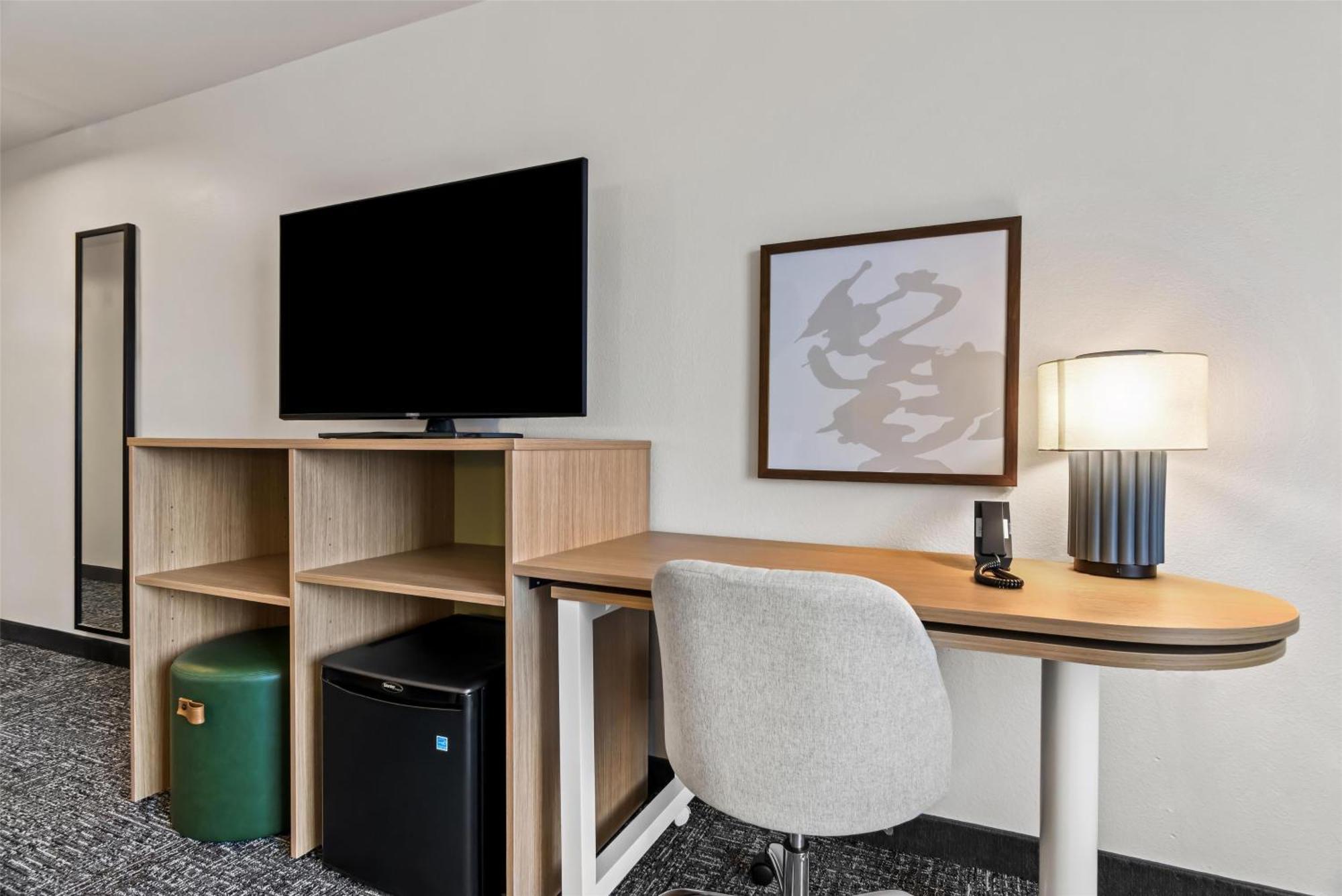 & Hotel 3*