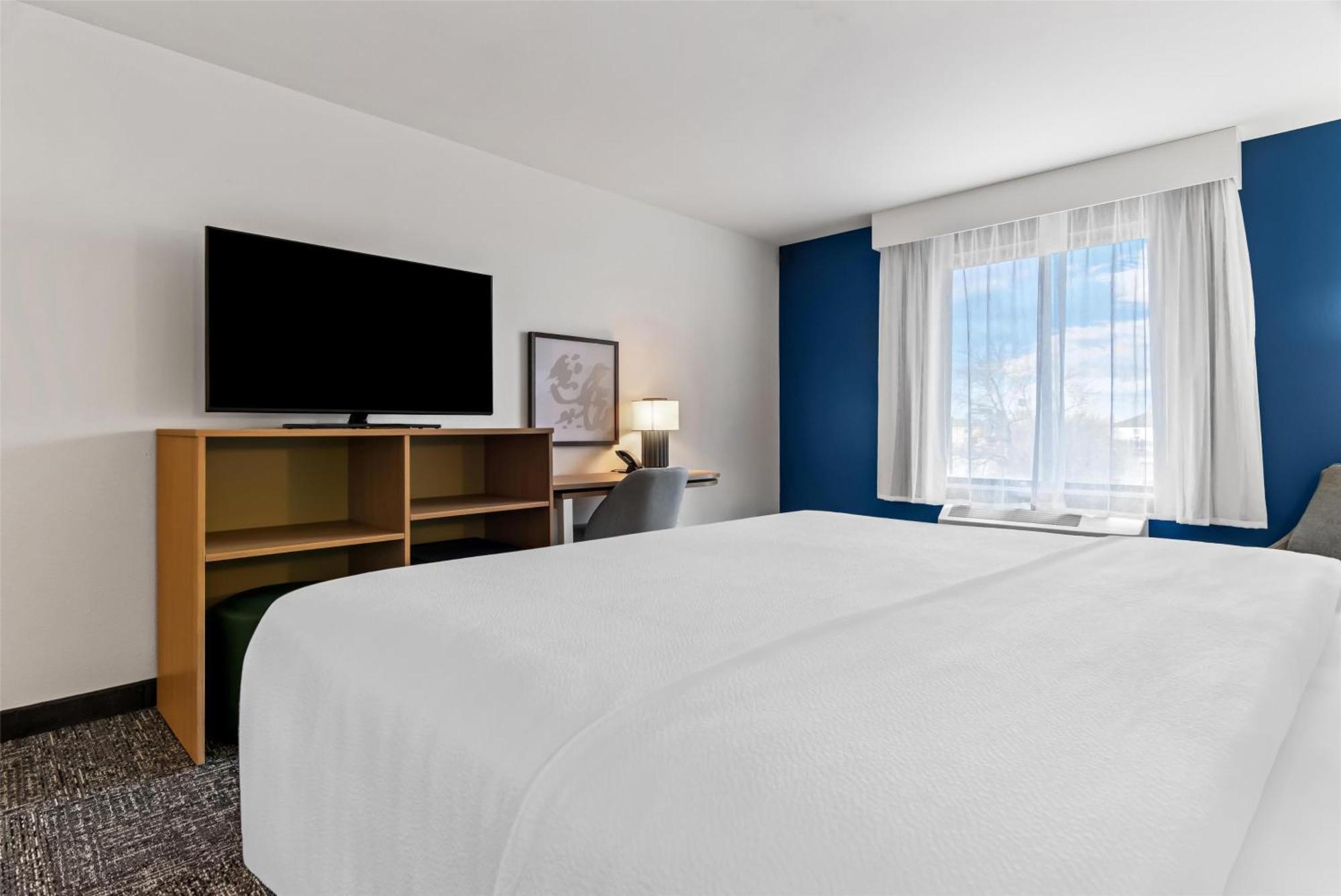 Hotel & Merrillville